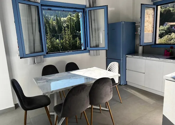 Katerinas Village Supreme With Private Pool *